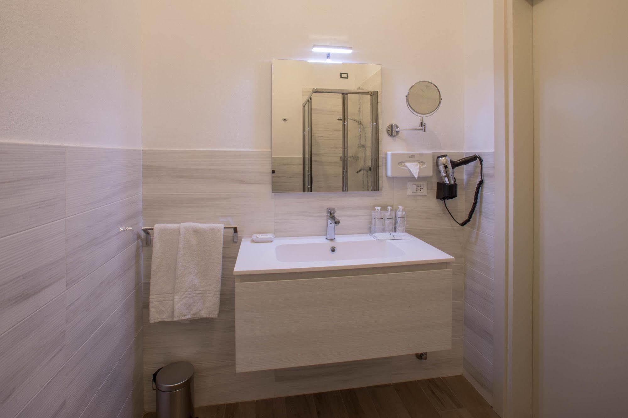 Hotel Cortaccia Sanvitale 3*